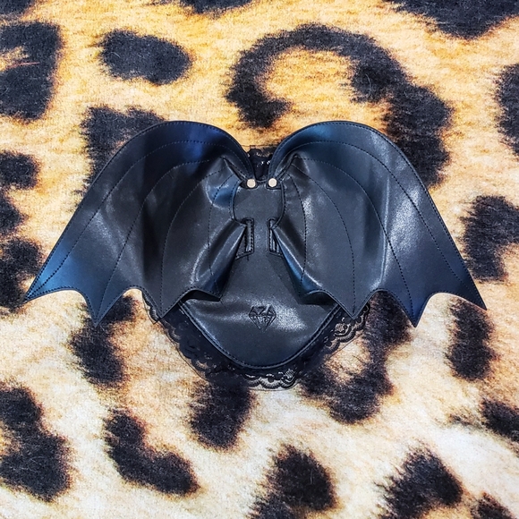 Hot Topic Handbags - 🦇🖤Bat Backpack 🖤🦇